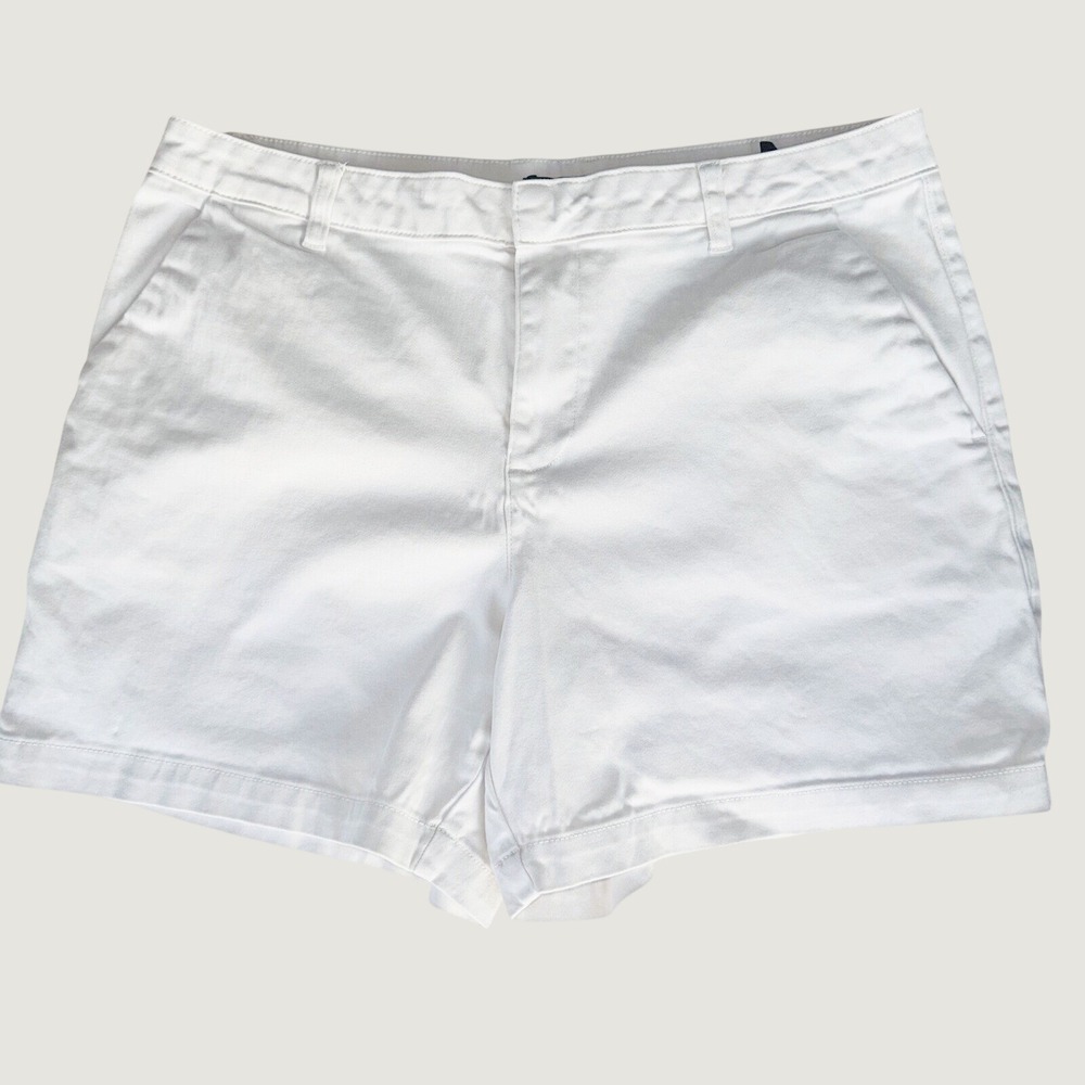 113 | Banana Republic Classic White Chino Stretch Shorts Women 16
